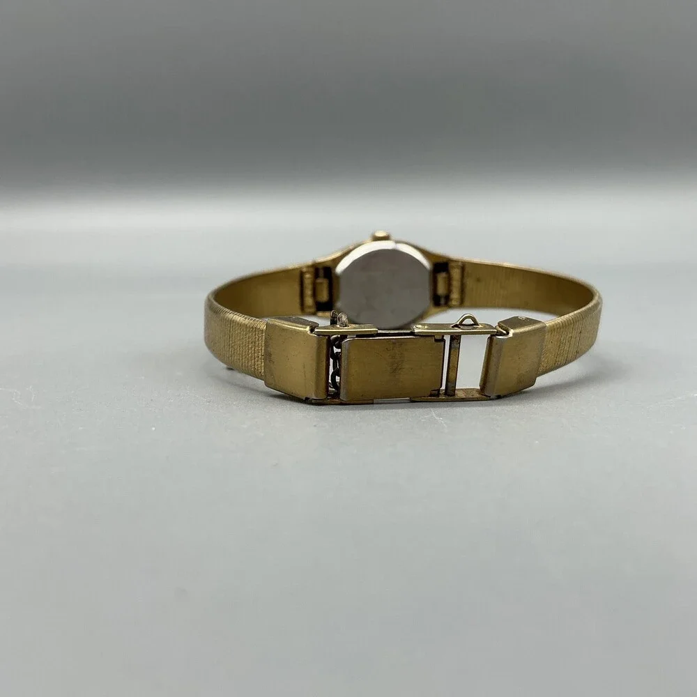 Vtg Pulsar Womens Watch 17mm Gold Tone Bracelet V811-5880 New Battery 6.75